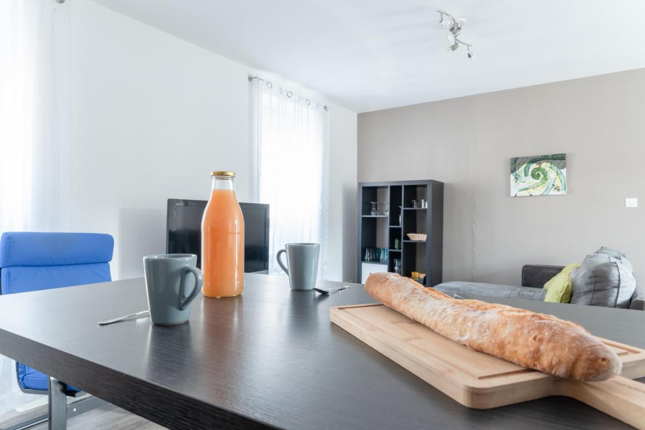 Ker Uhel - Charmant Appartement Plein Centre Saint-Renan Esterno foto